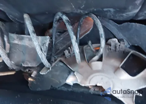 2015 Mercedes-Benz C 300 4Matic/Luxury 4Matic/Sport 4Matic z USA, uszkodzony, nr VIN 55SWF4KB2FU077539